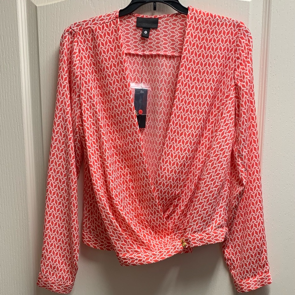🔥Worthington Eye Catching Deep V Neck Plunge Blouse.🔥